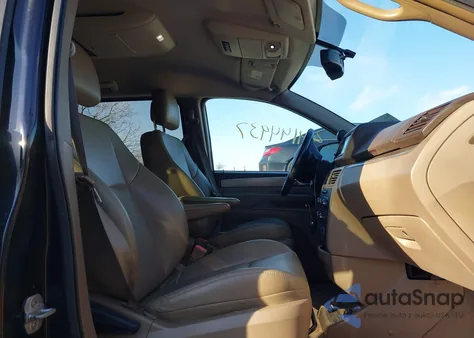 2011 Volkswagen Routan Se z USA, uszkodzony, nr VIN 2V4RW3DG3BR634058